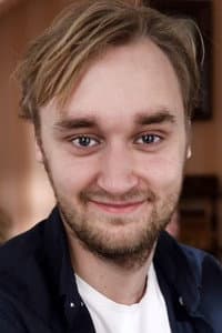 Lue Støvelbæk in De forbandede år 2