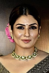 Raveena Tandon in Praan Jaye Par Shaan Na Jaye