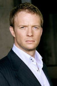 Rupert Penry-Jones in Persuasion