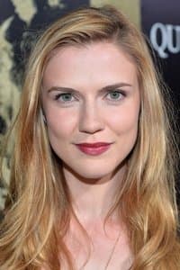 Sara Canning in One Mile: Chapter One