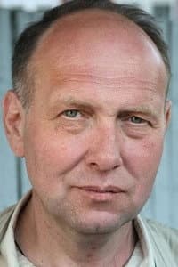 Robert Vaab in Нашла коса на камень