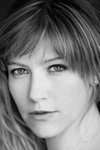 Sarah Golding in Sunday Drive