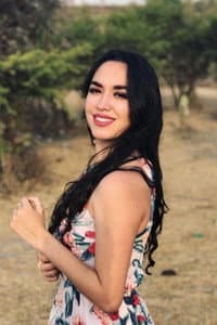 Valeria Hernández in Perdón