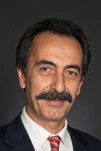 Erdinç Akbaş in Ayıkla Beni Hüsnü