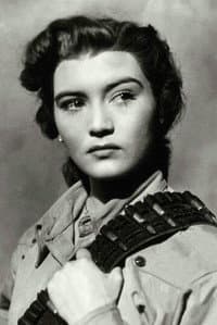 Irma Dorantes in Entre Hierba, Polvo y Plomo