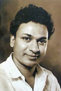 Dr. Rajkumar in Kulavadhu