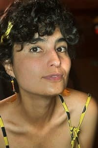 Sara González in Mashup