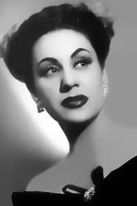 Trini Alonso in Polvos mágicos