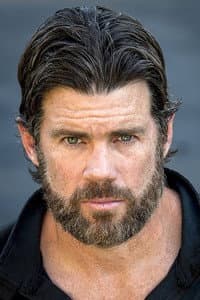 Scott C. Roe in Megalodon