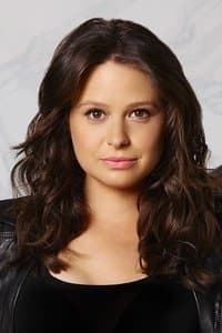 Katie Lowes in Circle of Eight