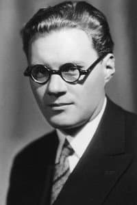 Andrei Tutyshkin in Академик из Аскании