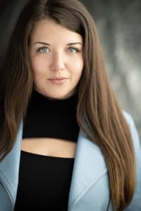 Mariah Owen in Pamela & Ivy