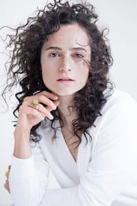 Damayanti Quintanar in Atmósfera