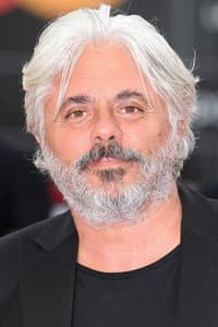 Dino Abbrescia in Succede anche nelle migliori famiglie