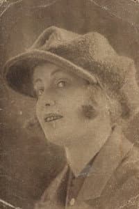 Sofia Jozeffi in Красные дьяволята