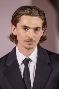 Austin Abrams in We Don't Belong Here