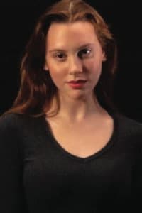 Hana Kolodny in Ave Maria