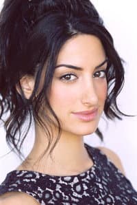 Ayden Mayeri in Cora Bora