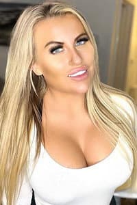 Emily Blake in Fixing for a Fuck 4