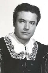 Whitfield Connor in Prince of Pirates