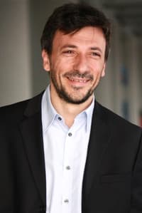 Aldo Ottobrino in Con La Grazia Di Un Dio