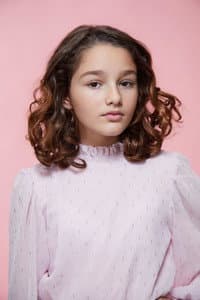 Ava Caryofyllis in Max