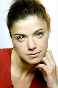 Jennifer Poli in Troppo Belli