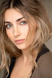 Emelia Hartford in Drifter