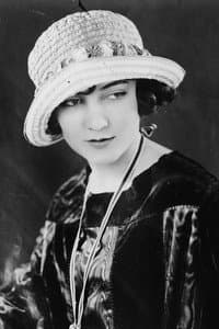 Jane Winton in The Crystal Cup