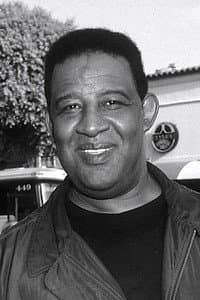 Frank McRae in Loaded Weapon 1