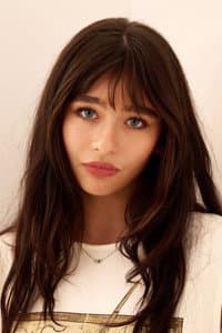 Malina Weissman in The Hermit