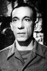 Raymond Bussières in Dracula père et fils