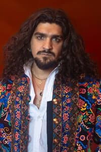 Israel Fernández in La guitarra flamenca de Yerai Cortés