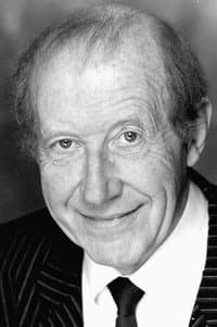 Harry Dickman in National Theatre Live: Travelling Light