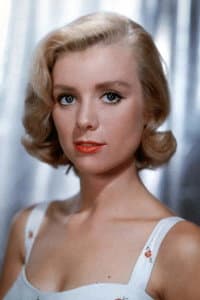 Inger Stevens in A Dream of Kings