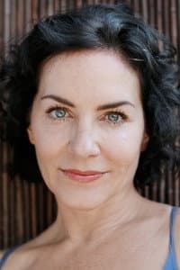 Marisa Burger in Wer gräbt den Bestatter ein?