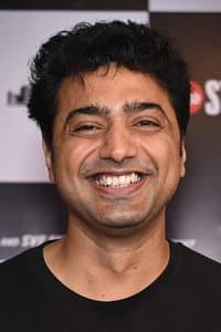 Dev in Shedin Dekha Hoyechilo