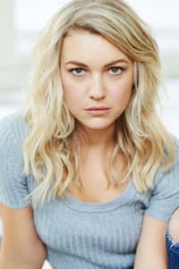Saskia Hampele in Blame