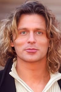 Frank Sherbourne in Cindy - Cendrillon 2002