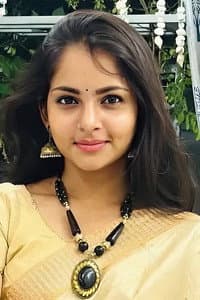 Harika Pedada in Neethone Nenu