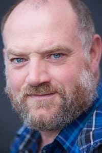 Mark Neilson in Scarfies
