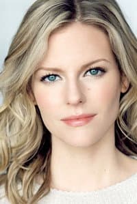 Chelsey Crisp in The Outdoorsman