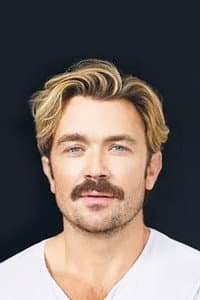 Emrhys Cooper in I Want to Get Married