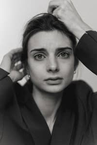 Giulia Pozzovio in Tre amiche