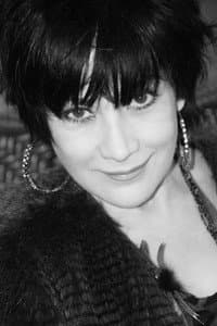Dyana Ortelli in Shattered Spirits
