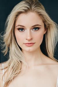 Hannah Galway in An Eclectic Christmas