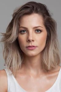 Elisa Volpatto in Real Beleza
