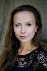 Polina Pakhomova in Bitva za Sevastopol