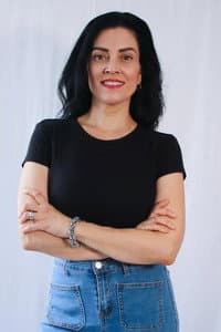 Alejandra Plata in Héroe