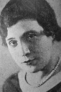 Maria Tokareva in Кирпичики